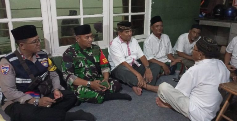 Bhabinkamtibmas Dan Babinsa Takziah Ke Rumah Duka Anggota Kpps Kel