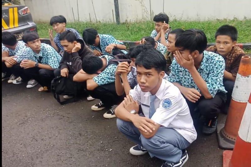 Polsek Curug Berhasil Amankan Siswa Smk Alhikmah Pelaku Tawuran